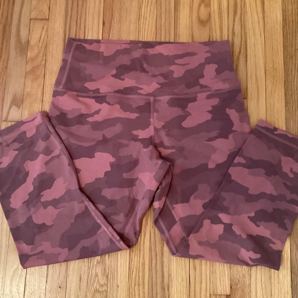 Lululemon Align Cropped Leggings Size 10 Heritage Camo Brier Rose